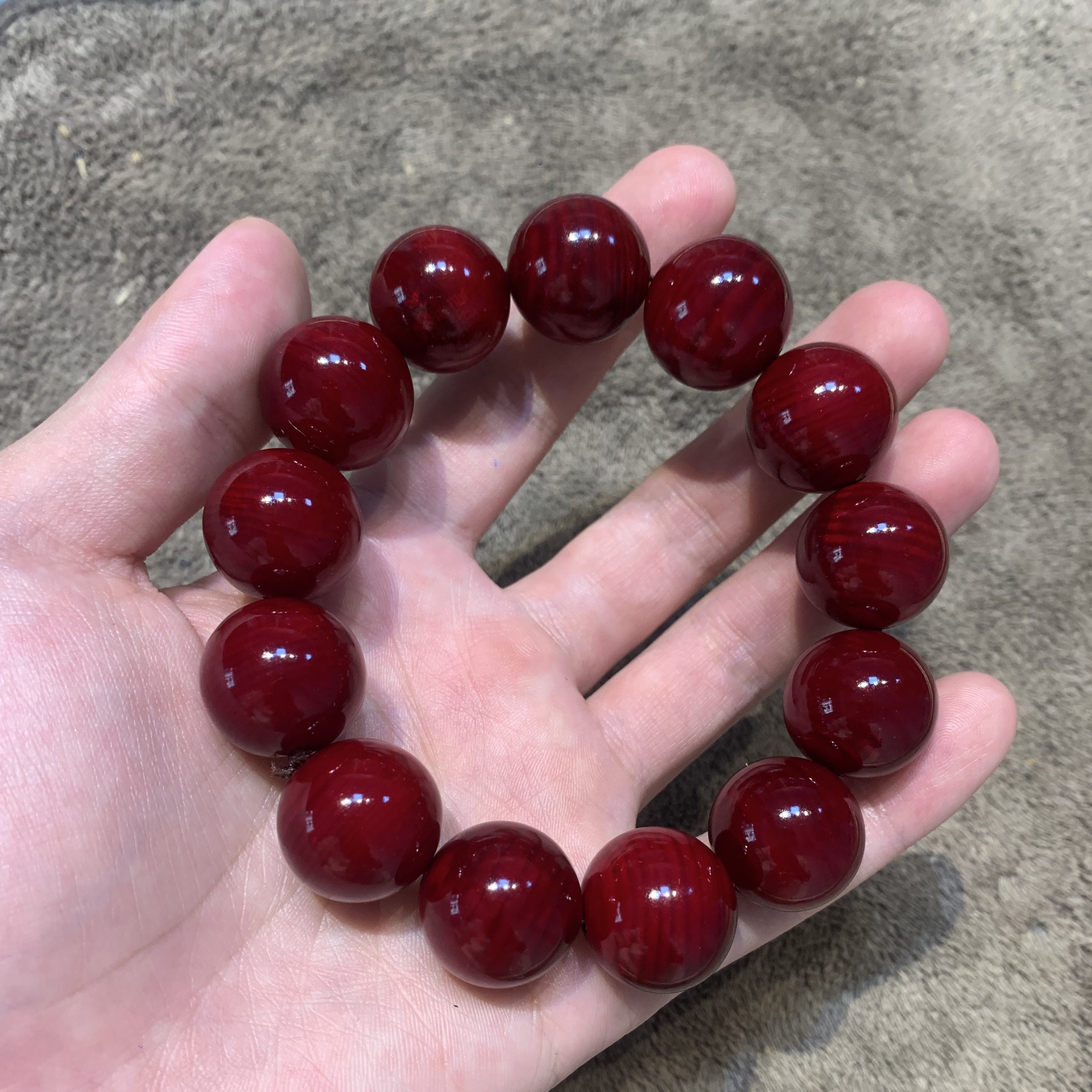 帝王血龙木高油冰透2.0/1.8/1.5文玩蚕蛹