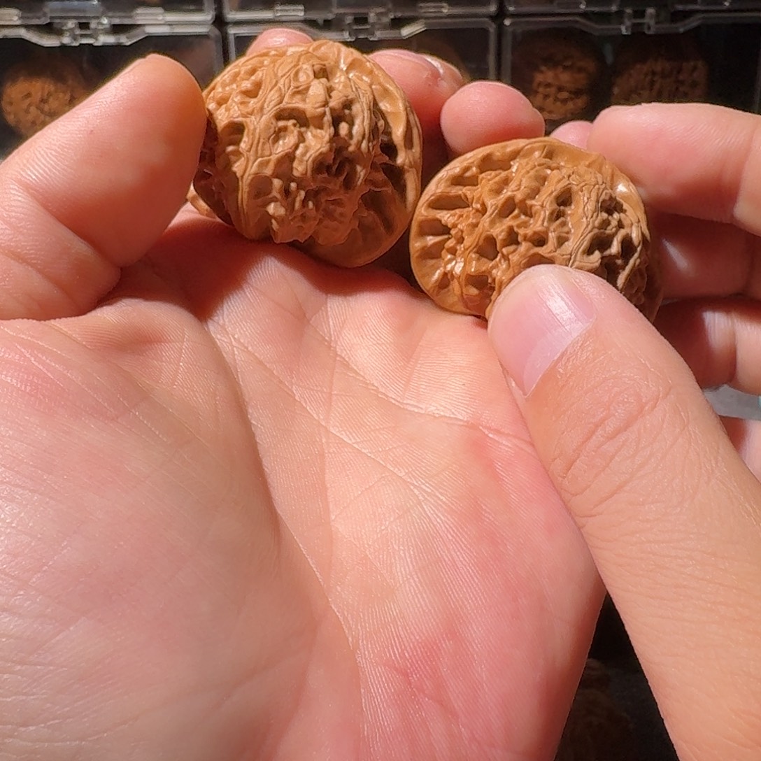 恍***间吊坠文玩核桃全品宫灯