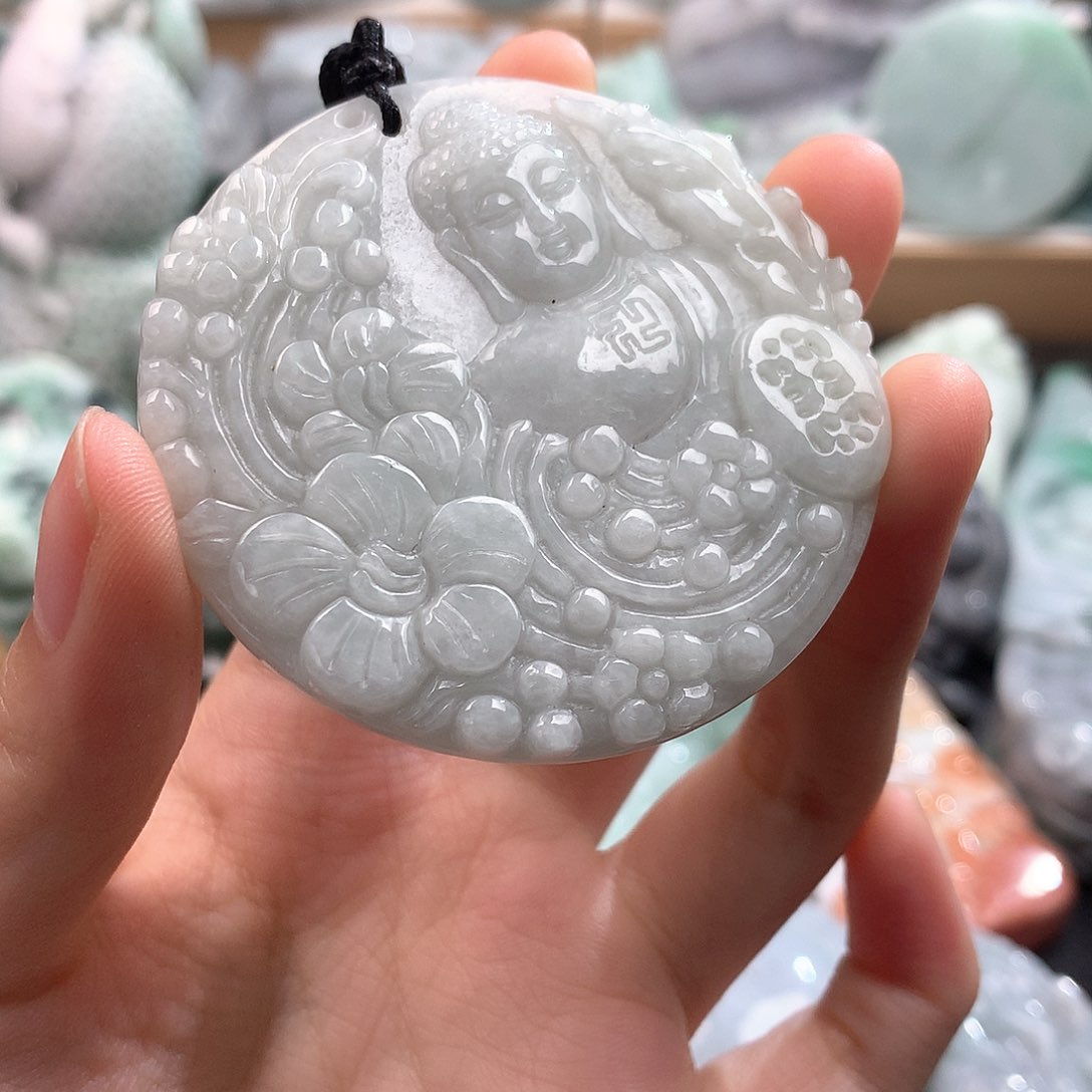 吊坠(不含链)未镶嵌翡翠