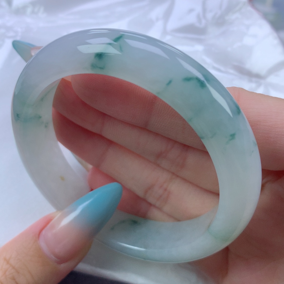 翡翠手镯未镶嵌缅甸天然翡翠A货54