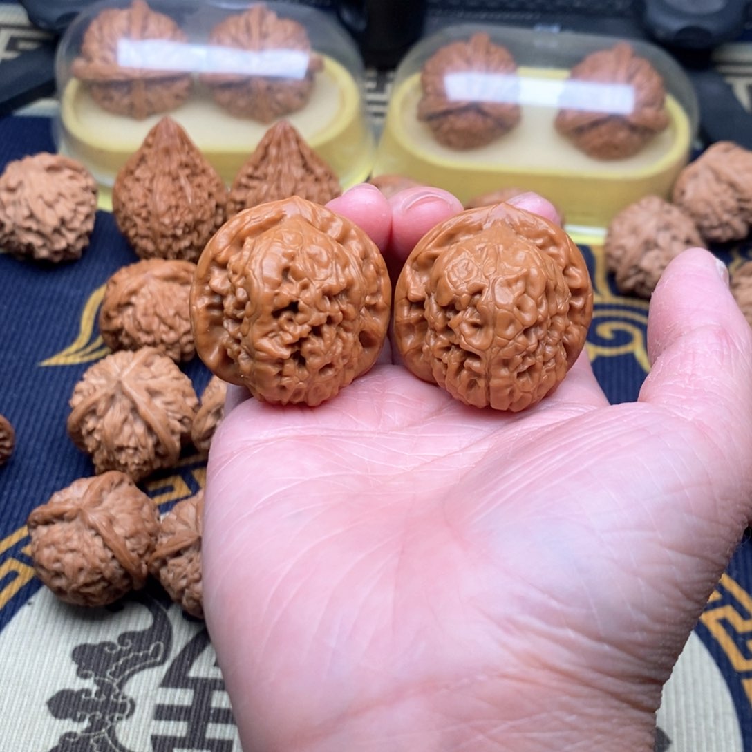 手串/手链橄榄核金字塔36