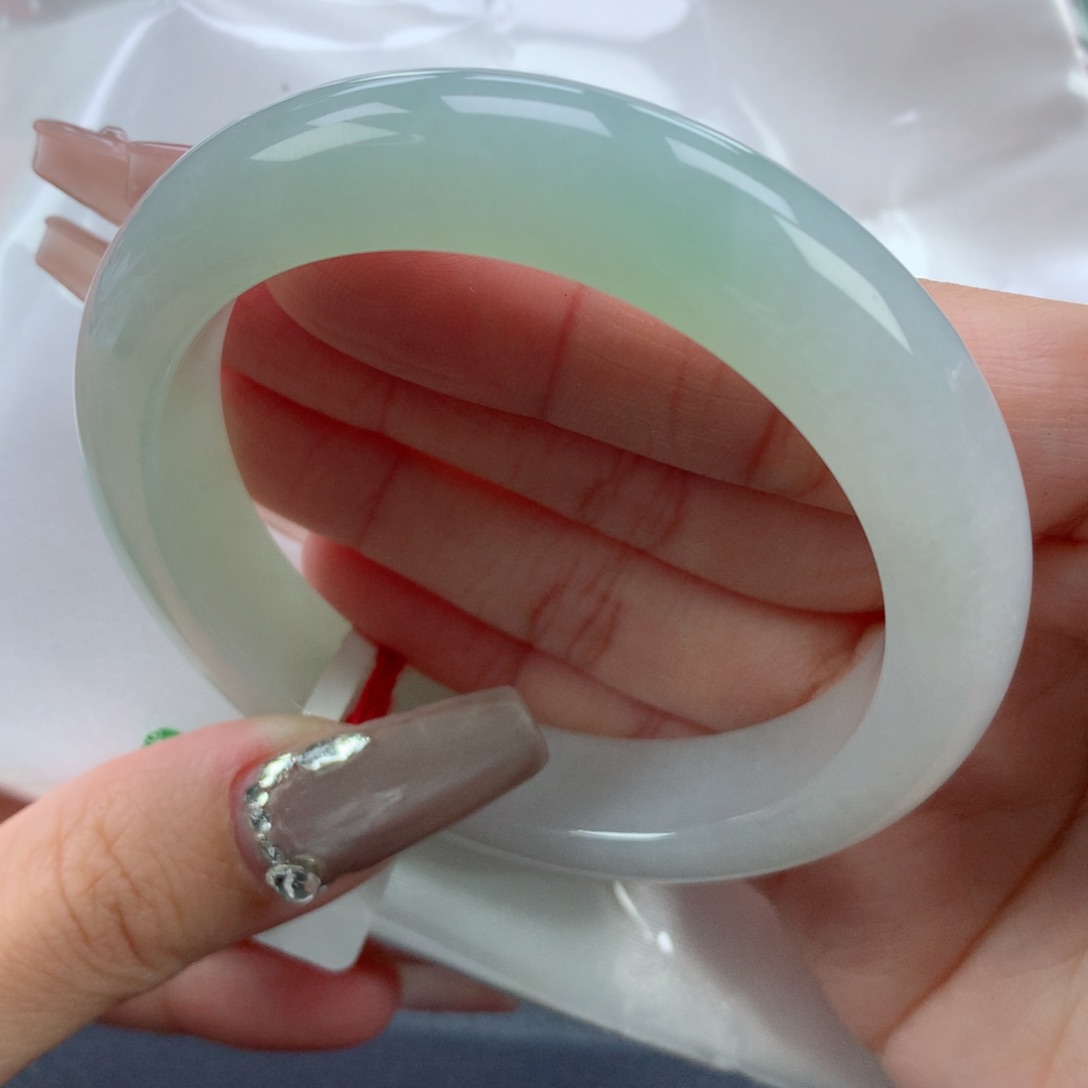 翡翠手镯未镶嵌55.7正圈无纹裂