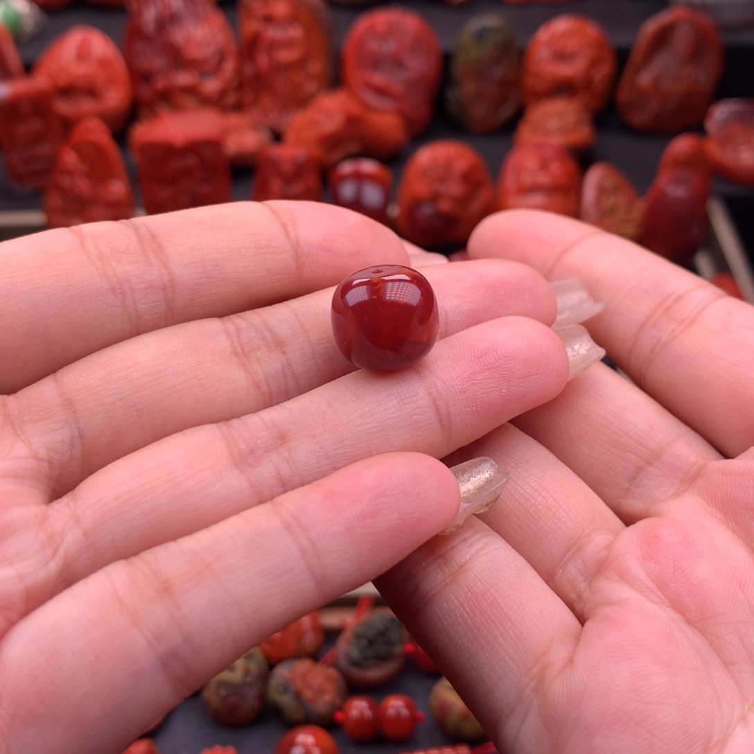 南红玛瑙南红川料原矿牛血火焰13mm未镶嵌哇**孩