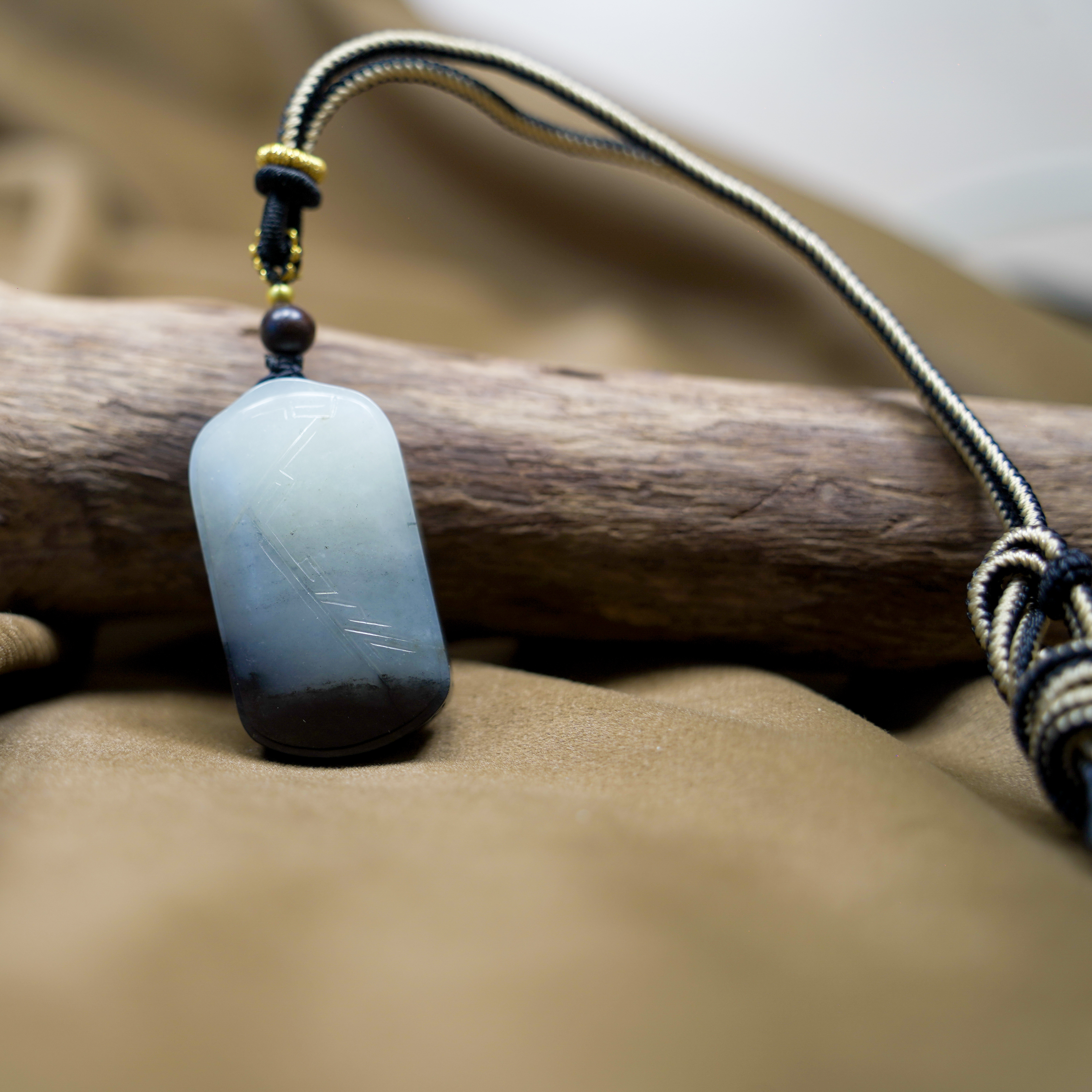 【米叔荐宝】和田玉新疆和田玉籽青花墨玉黑白分明平安无事牌挂件