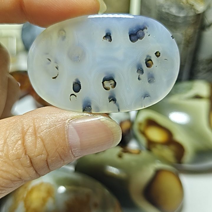 玛瑙/玉髓未镶嵌珠宝奇石