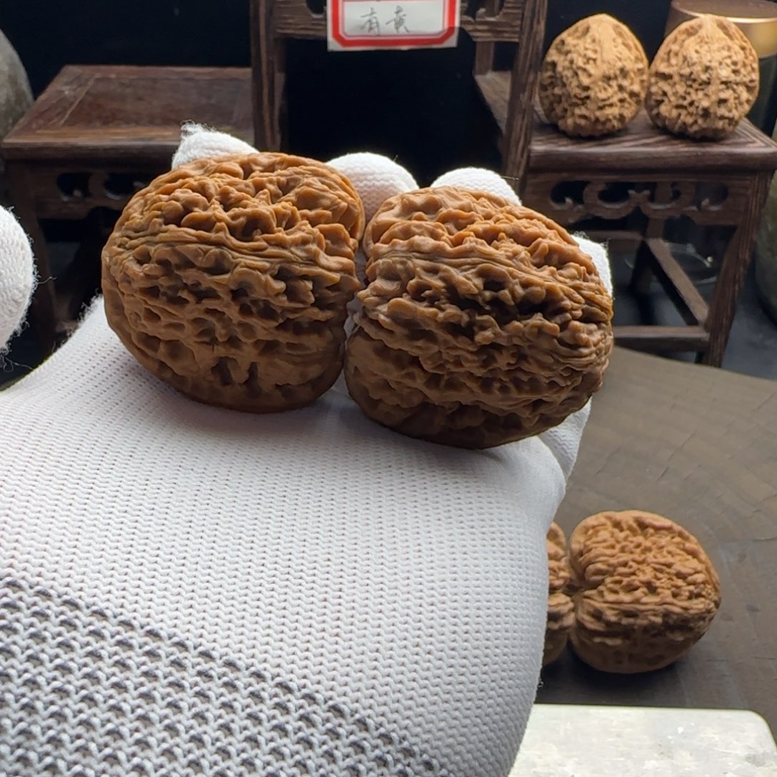 骑***山文玩核桃吊坠43炮弹