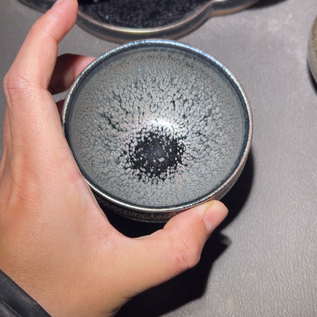 茶盏你是个好人还是傻不傻嘛