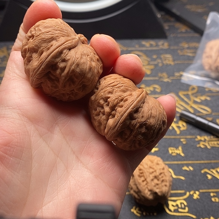 玻***子元宝是真的吗还是真