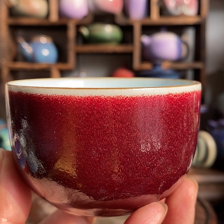 布*中国神后钧瓷茶具