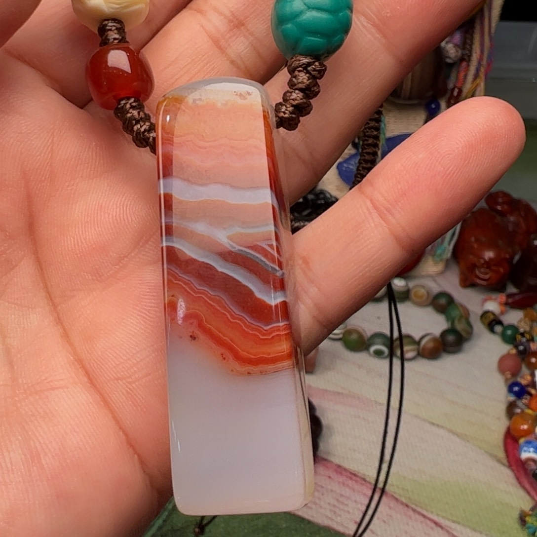 玛瑙/玉髓颈饰未镶嵌