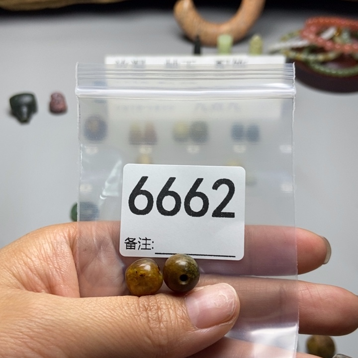 用***9蛇纹石玉未镶嵌项链