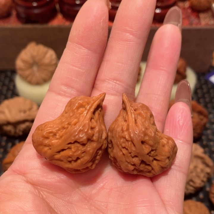 文玩核桃吊坠小鸟