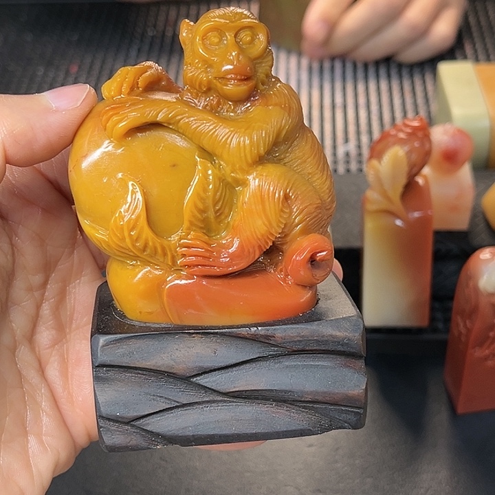 寿山石印石这么大岁数怎么会