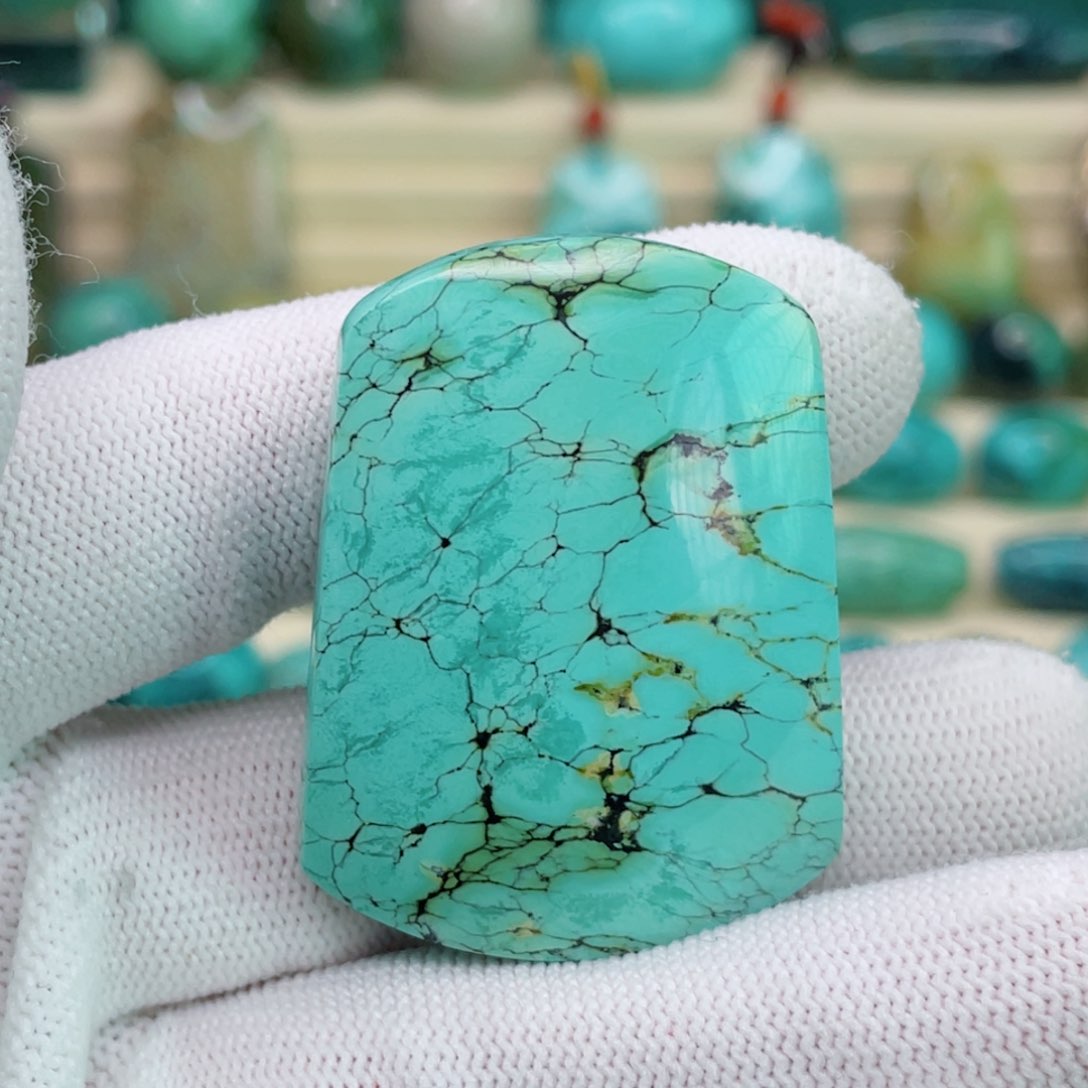 未镶嵌绿松石珠宝奇石