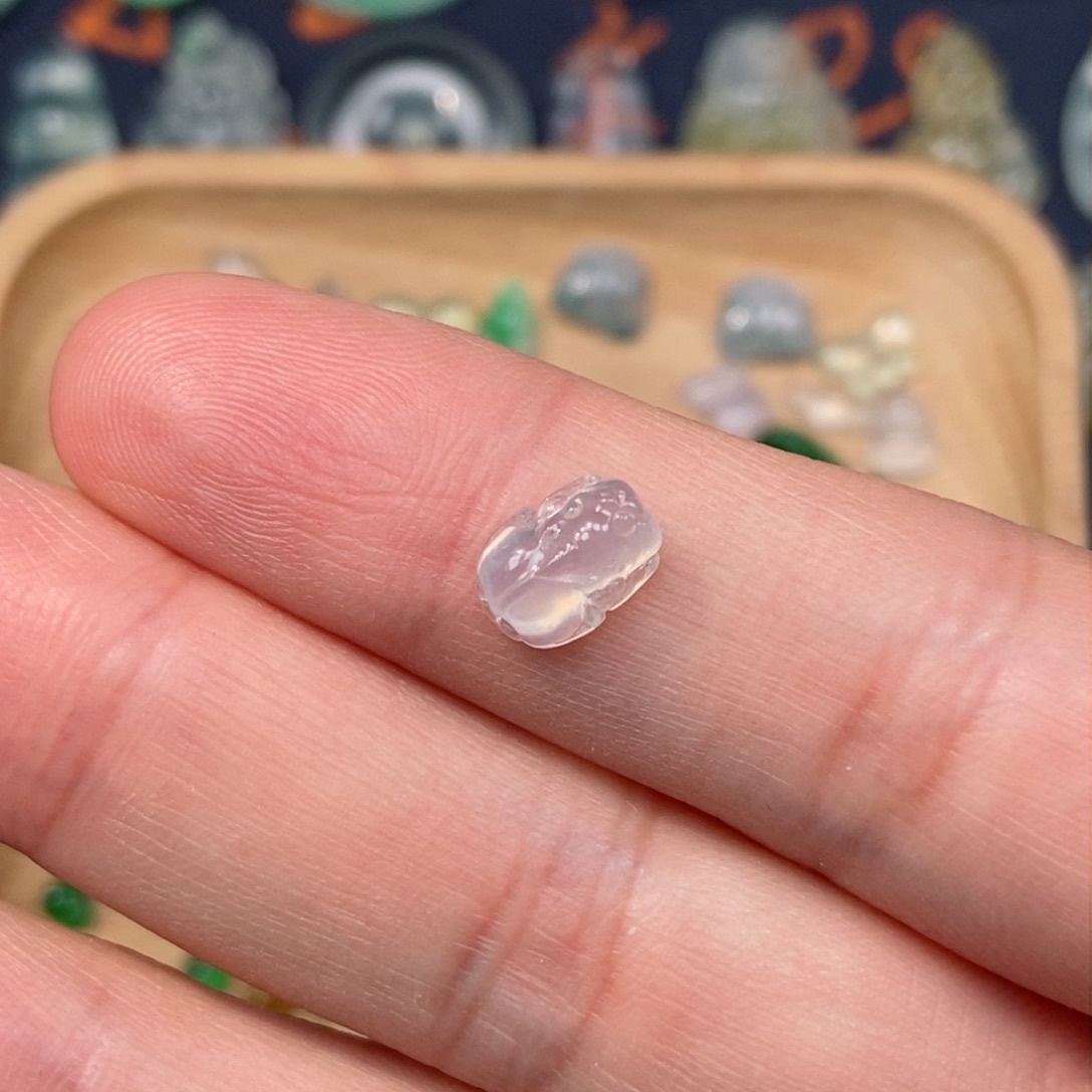 翡翠颈饰未镶嵌小*A貔貅