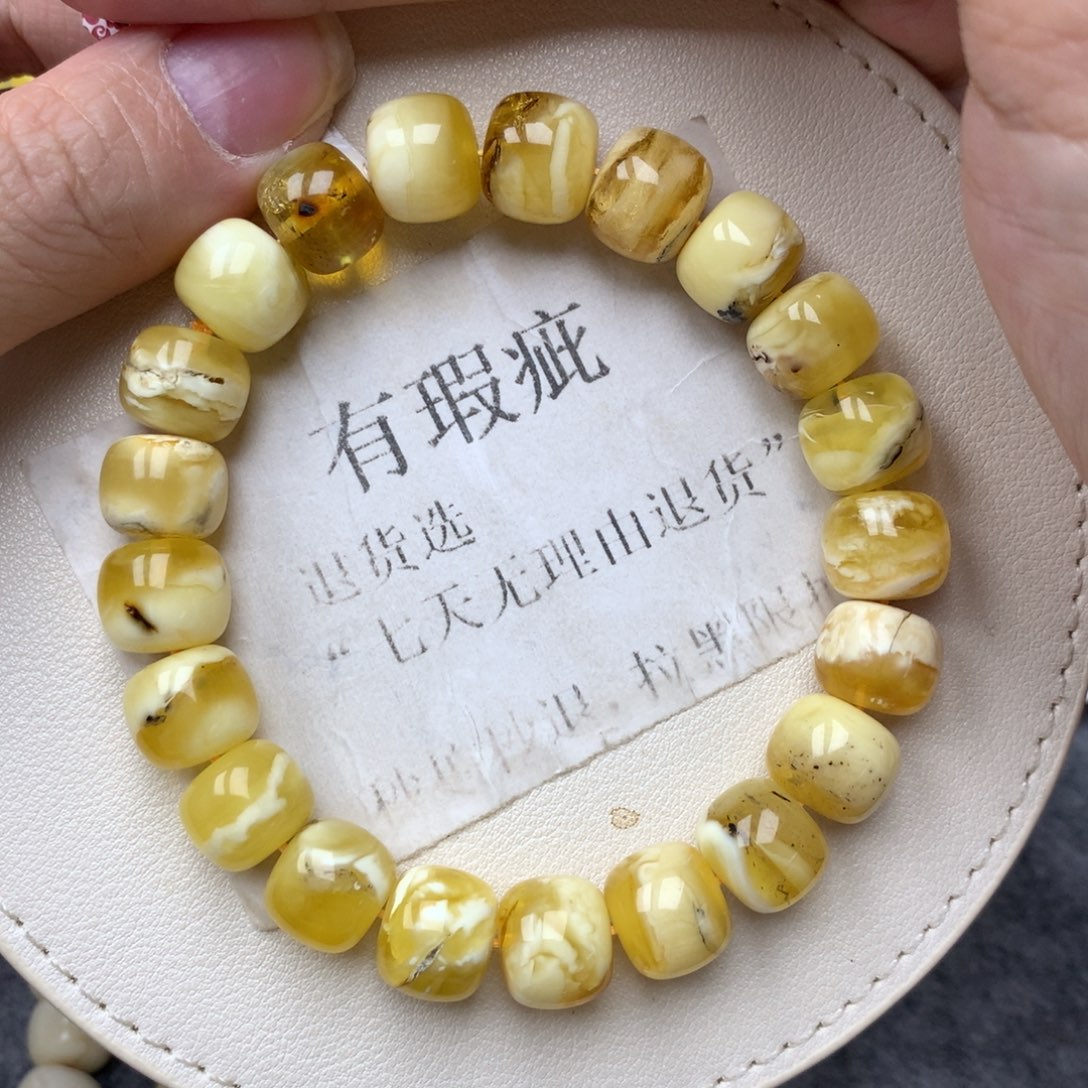 琥珀未镶嵌珠宝奇石22