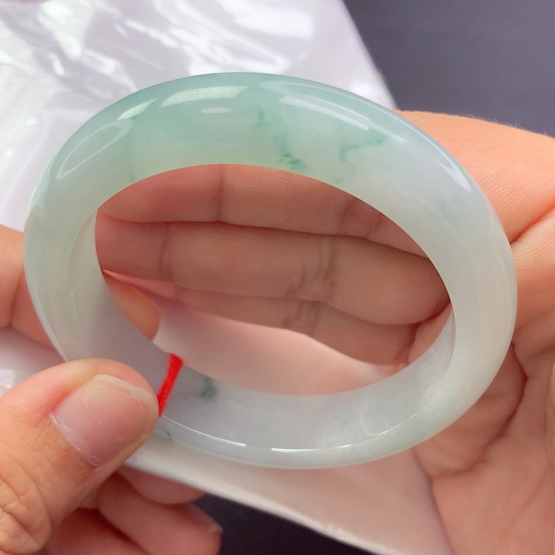 【闪购商品】未镶嵌手镯翡翠999417
