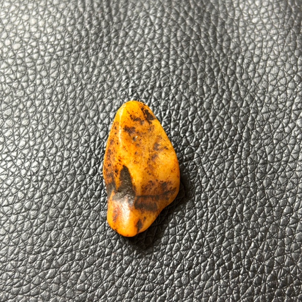 田黄石小原石料盲盒1颗