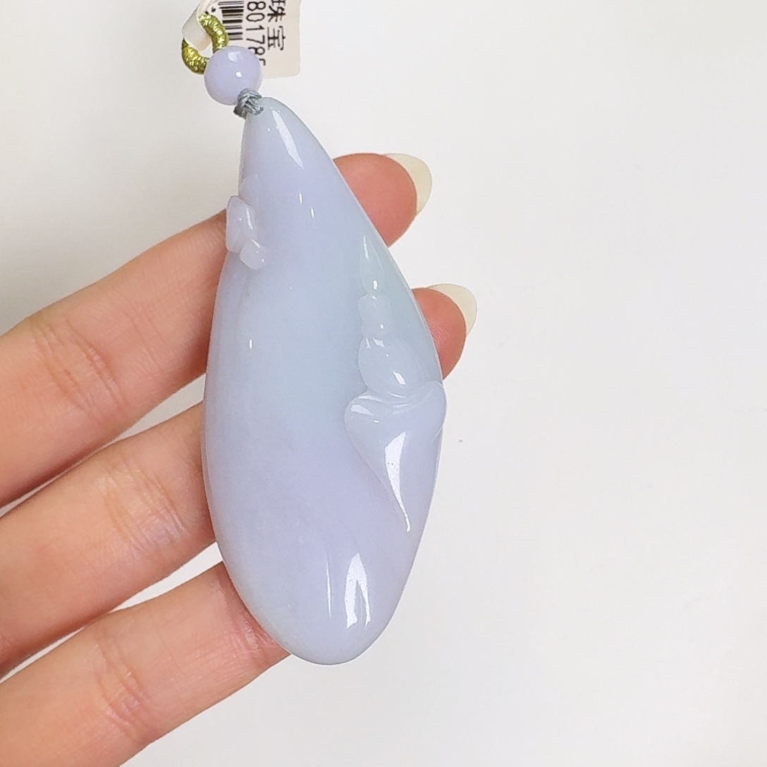 翡翠颈饰未镶嵌悟道