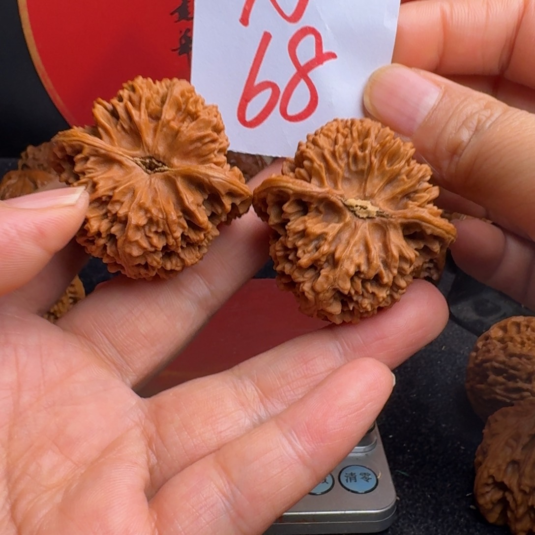 文玩核桃把件小*爷百花山43