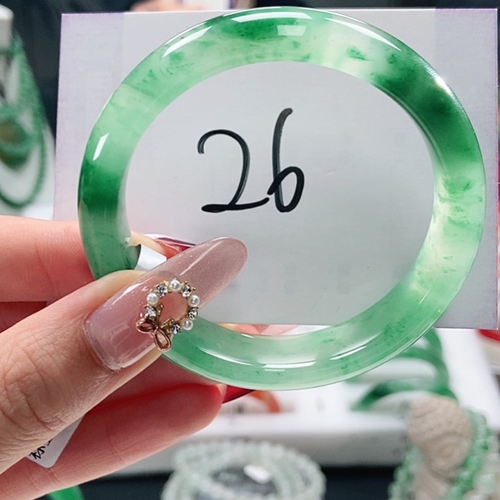 石英质玉手镯未镶嵌天然A货非洲翠手镯