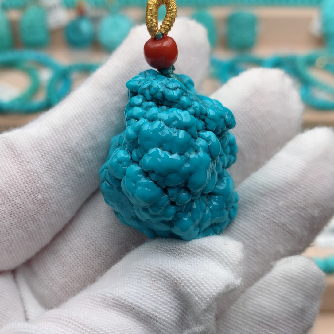 绿松石未镶嵌珠宝奇石24.4克