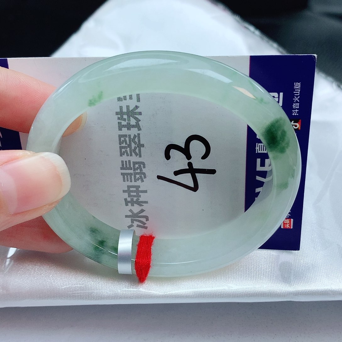 翡翠手镯未镶嵌缅甸天然A货翡翠手镯