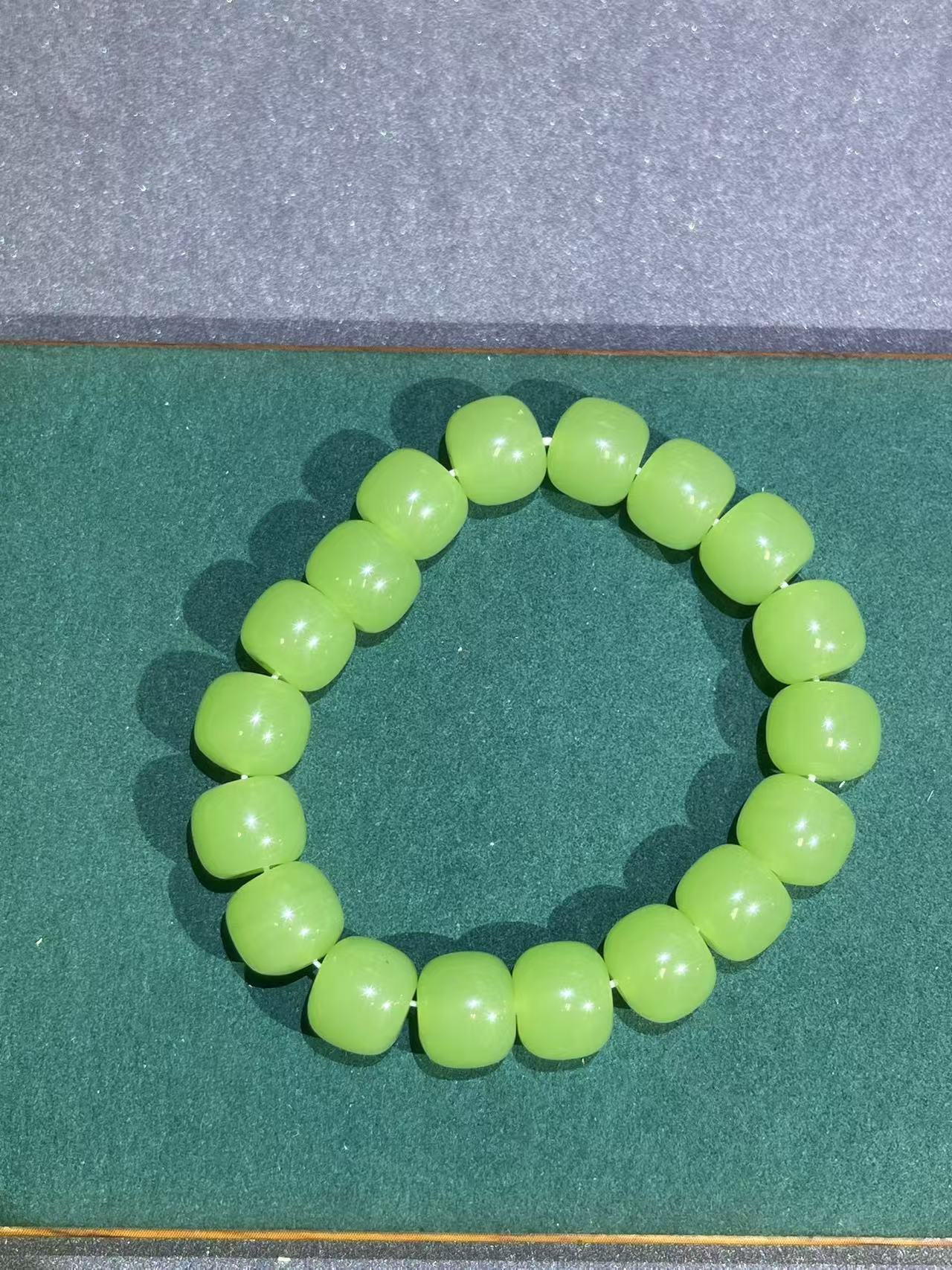 a3778绿色手链多样性发货