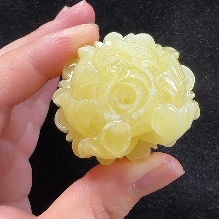 未镶嵌蜜蜡珠宝奇石