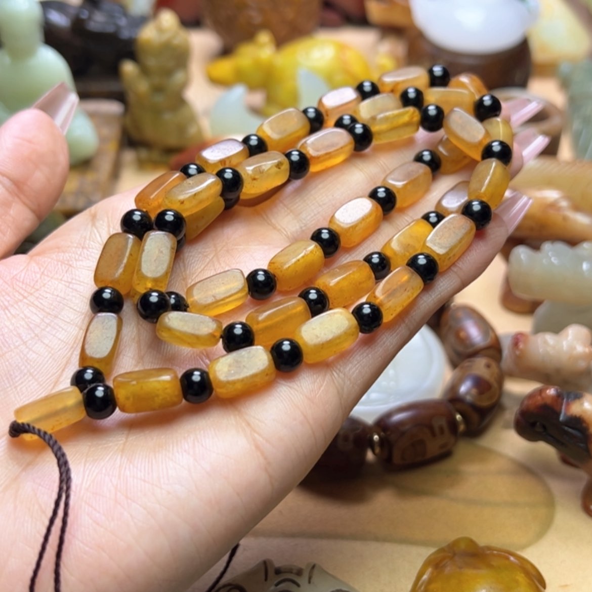 【闪购商品】蛇纹石玉颈饰未镶嵌