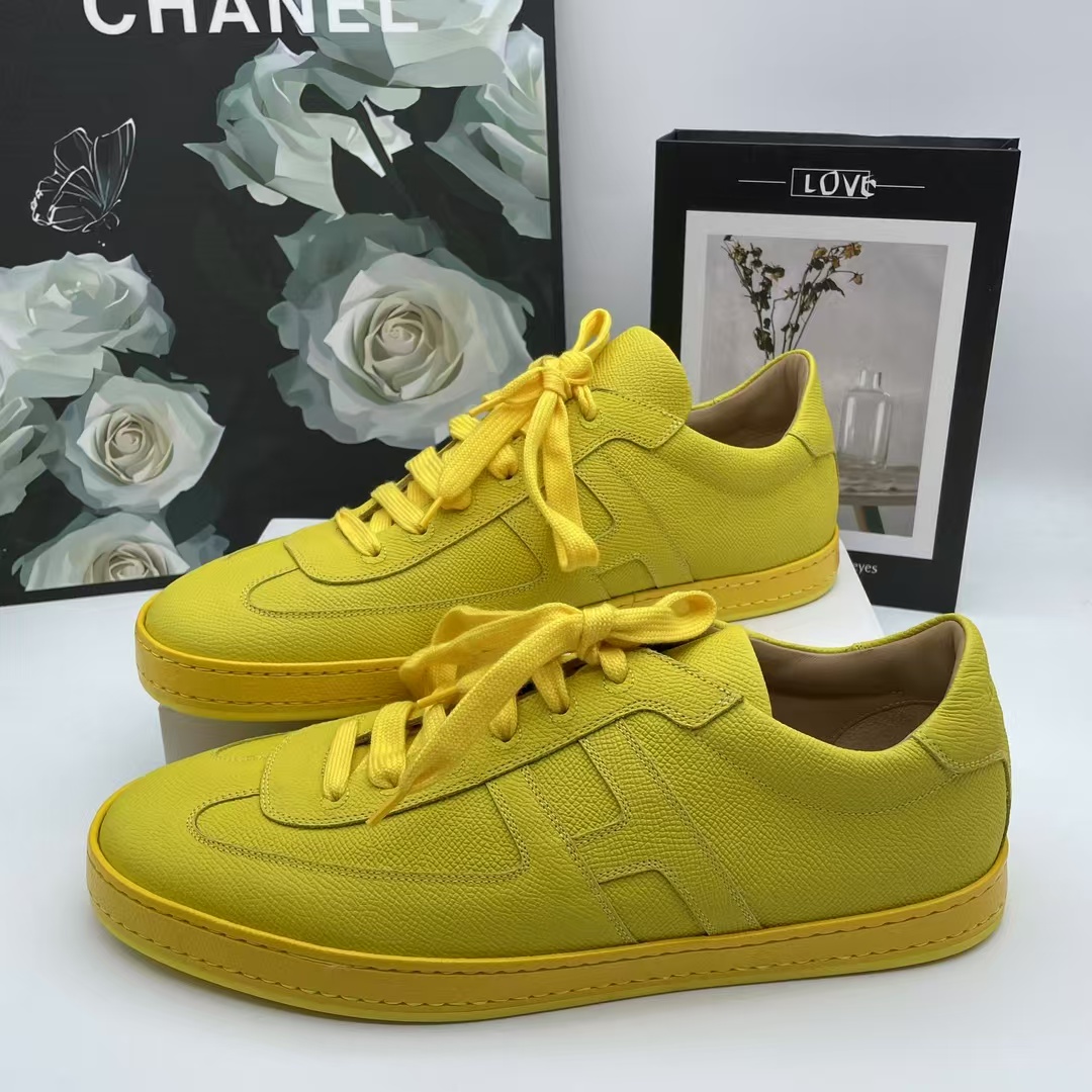 全新未使用 Hermes/爱马仕 青奢荟/42码/黄色休闲男鞋板鞋//43247