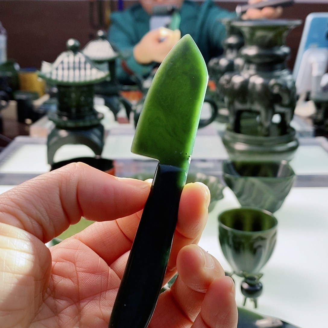 和田玉（青玉）摆件未镶嵌