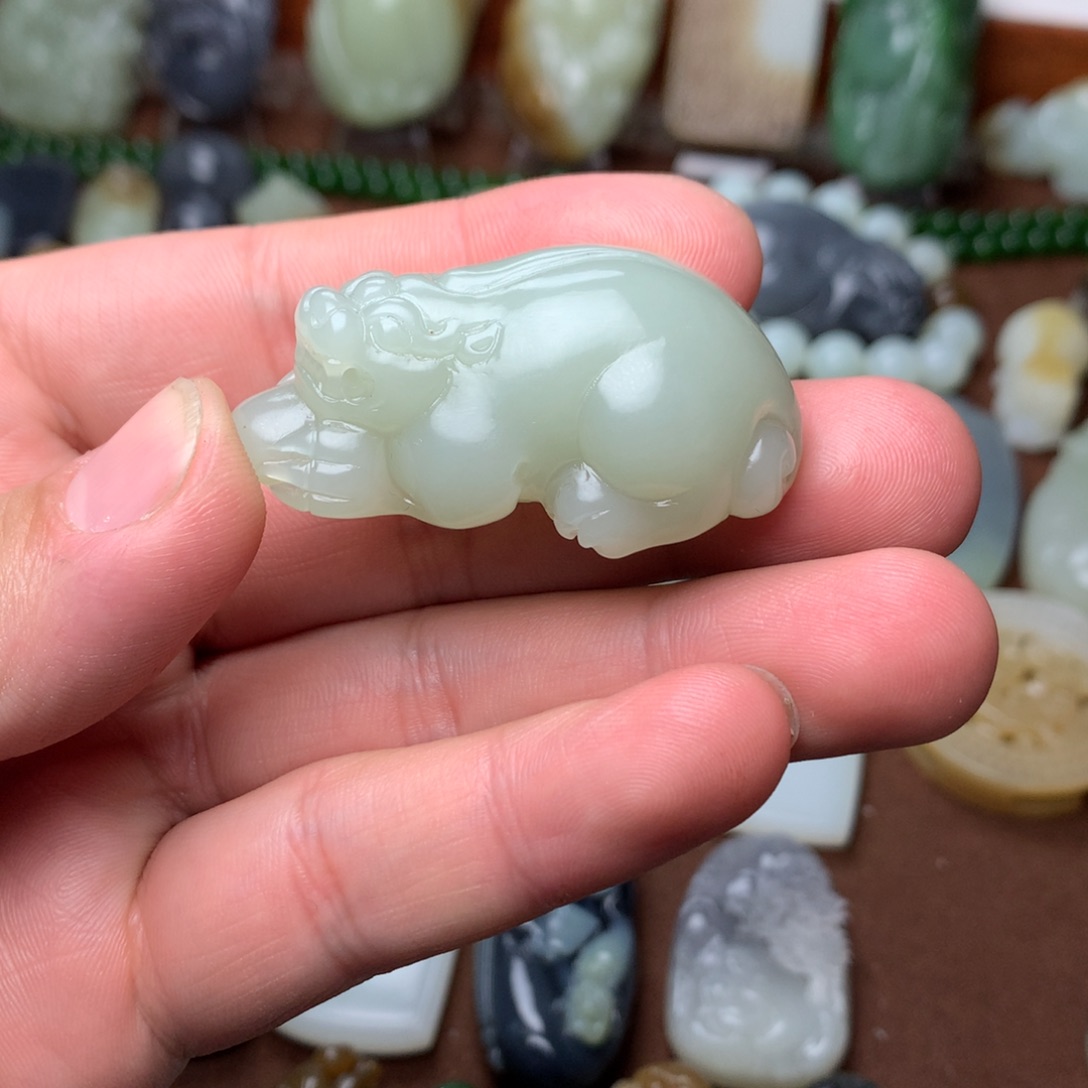 和田玉挂件未镶嵌