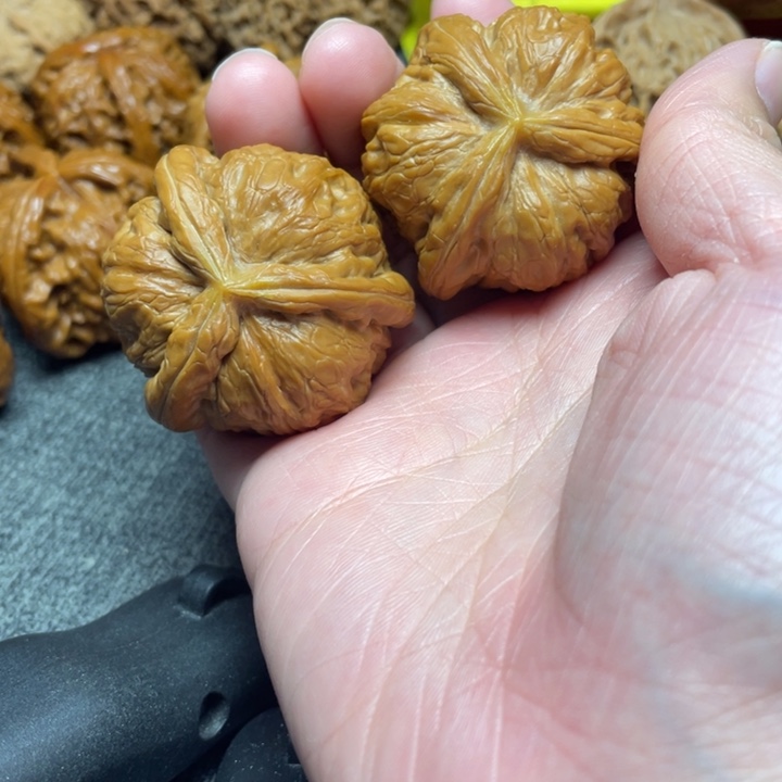 刘***森手工三棱元宝三棱