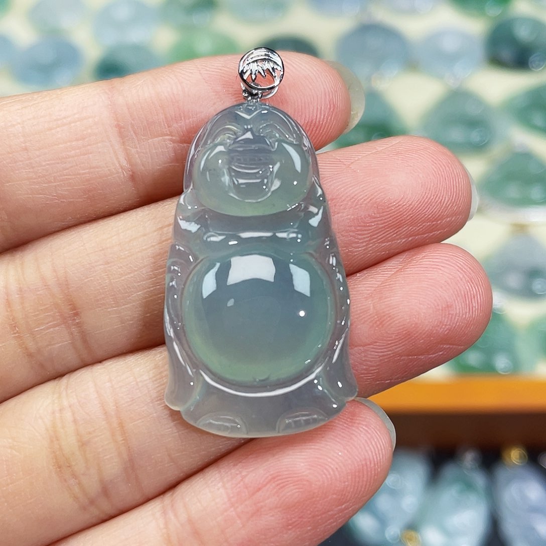 翡翠颈饰18K金镶嵌吊坠