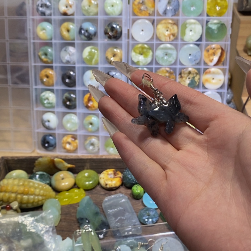 【闪购商品】蛇纹石玉其他合金57