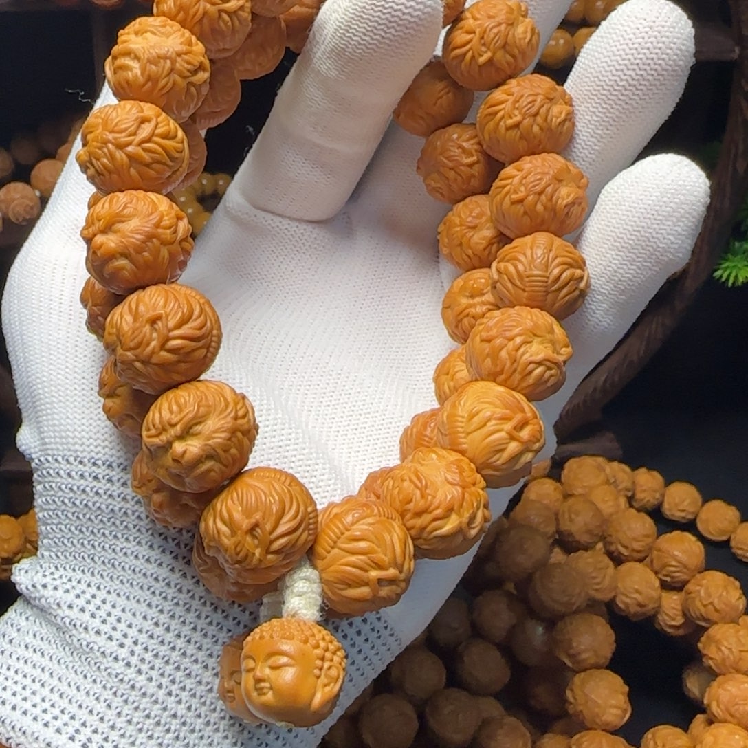 低***张猴头核桃吊坠猴头