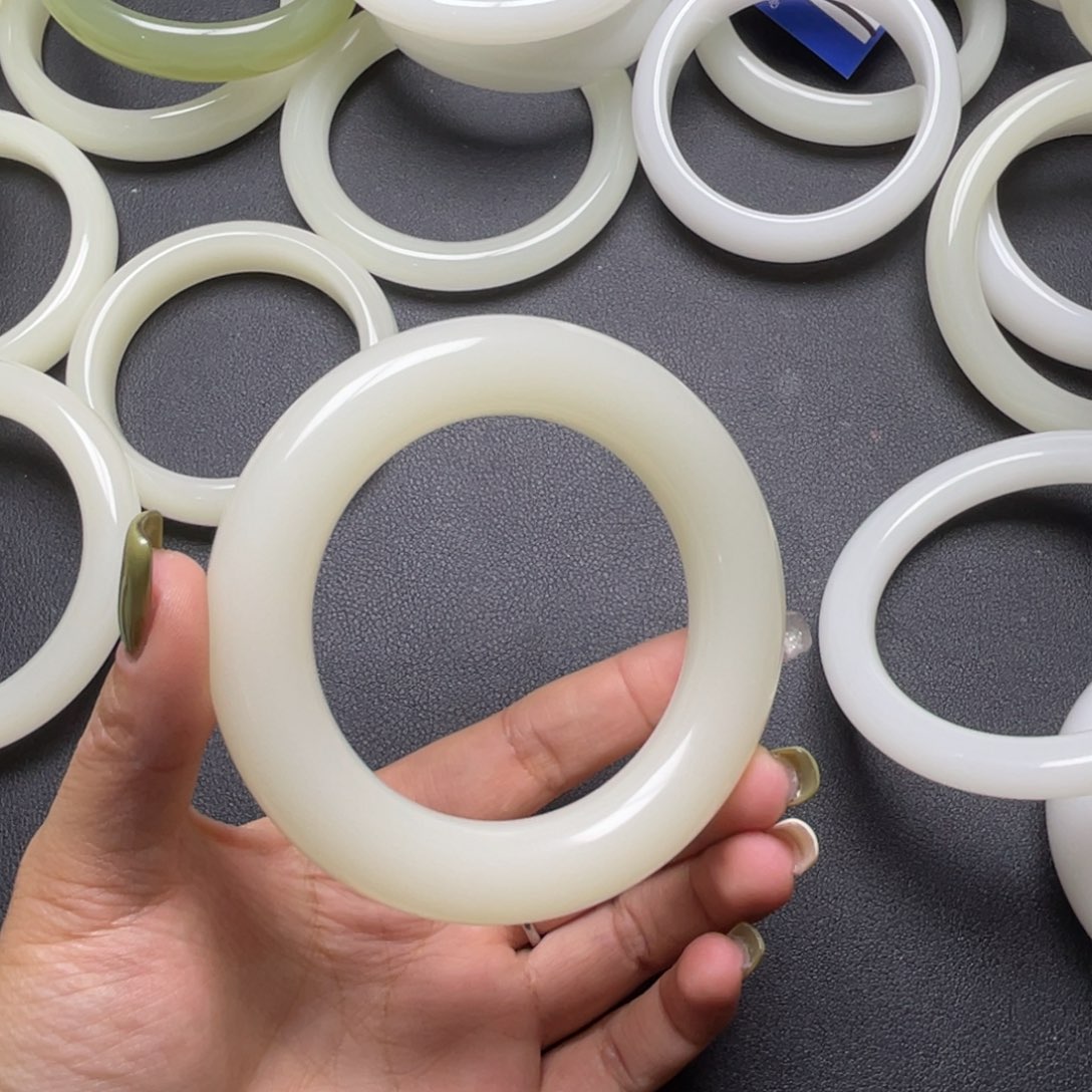 乘***⁷58圈口大胖圆暖白色