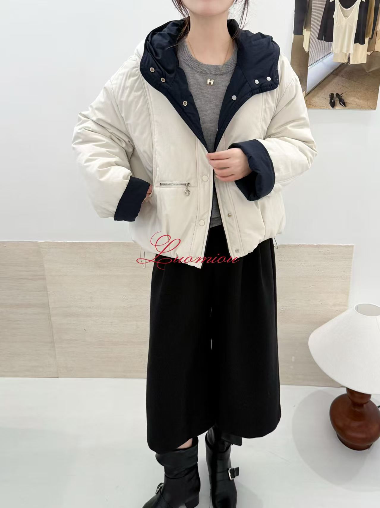 连帽女年轻时尚简约风落肩袖常规款显瘦棉衣棉服带帽短款百搭加绒