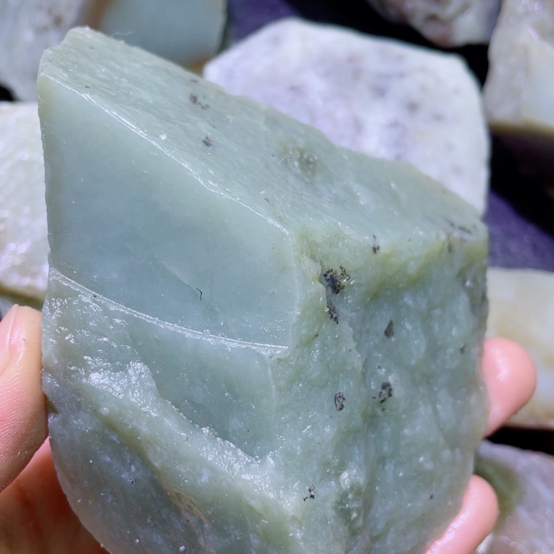 和田玉未镶嵌珠宝半成品