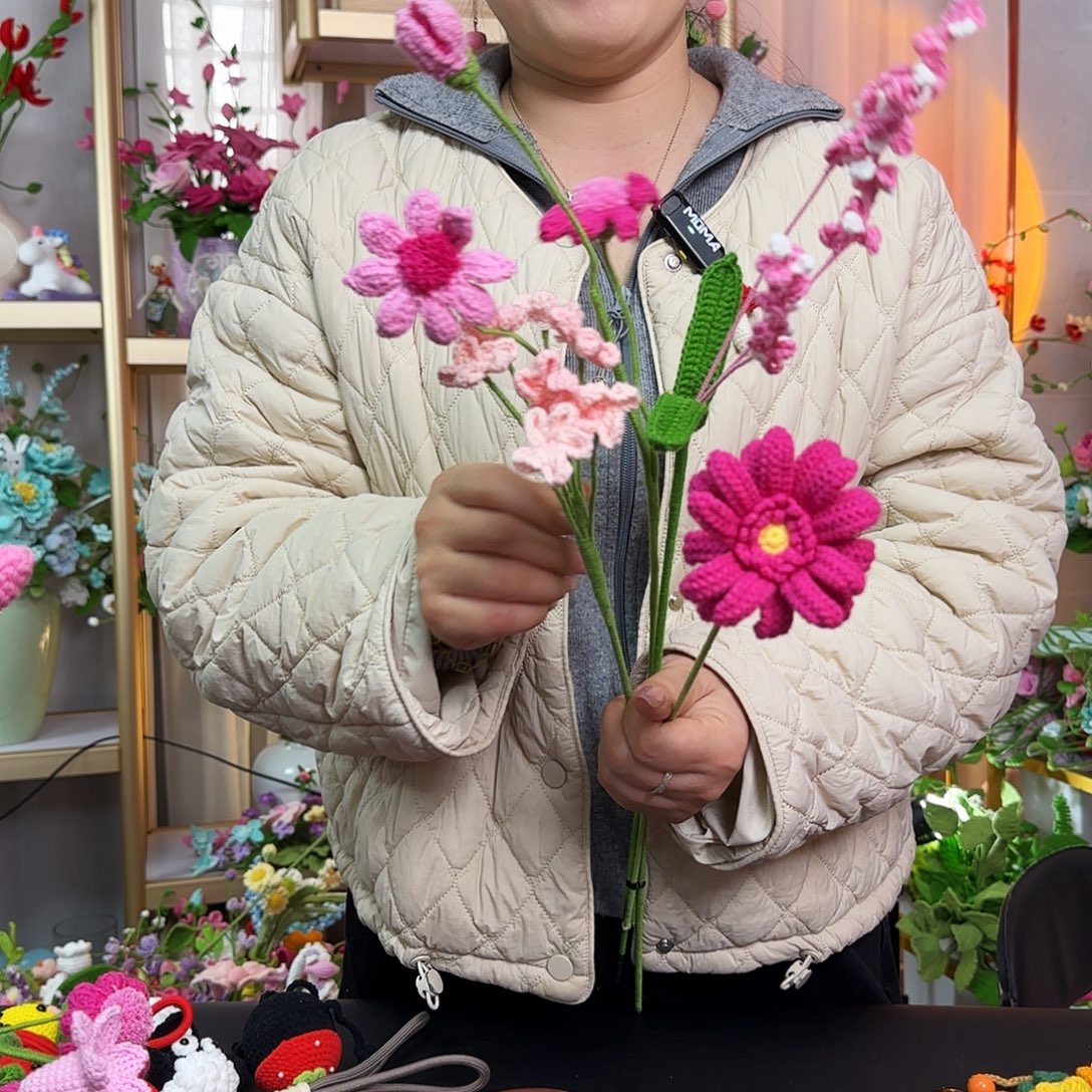 手工钩织设计花束