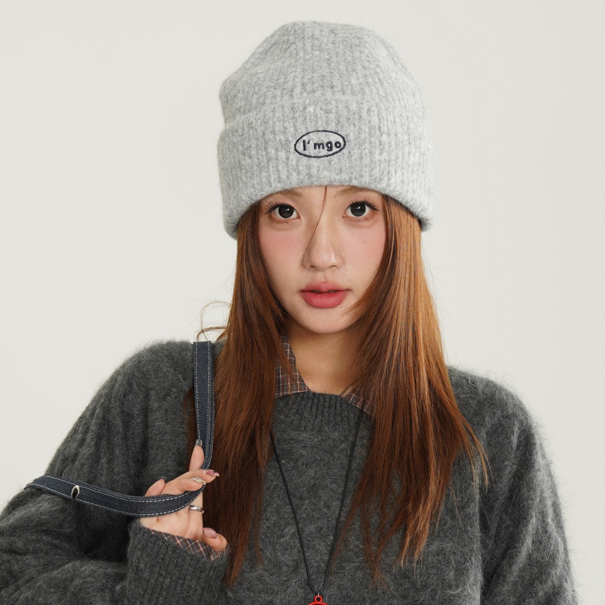 韩系简约字母刺绣毛线帽子男女秋冬天百搭保暖护耳针织帽冷帽情侣