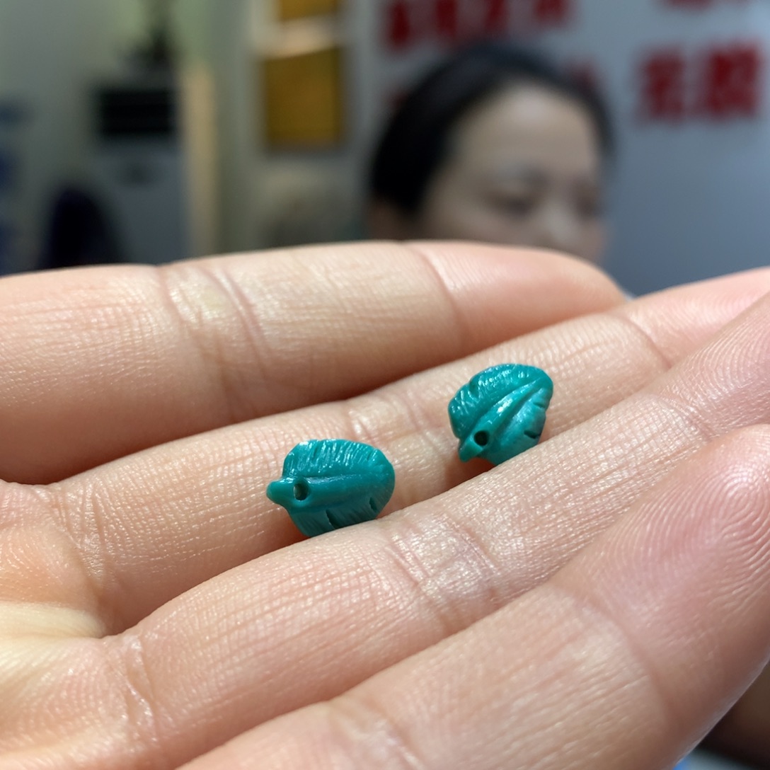 绿松石配饰未镶嵌