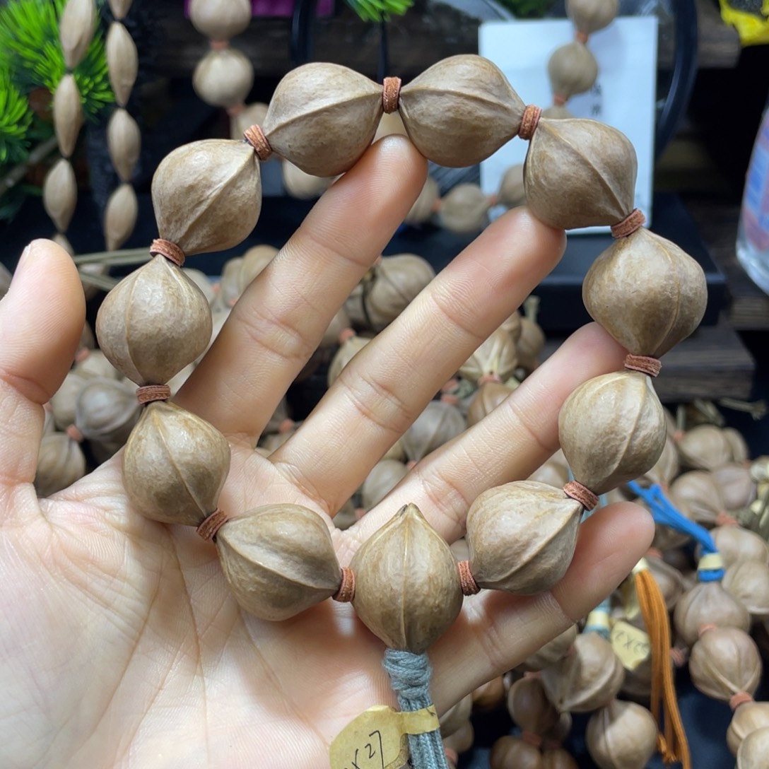 佛***富橄榄核吊坠2227铁核