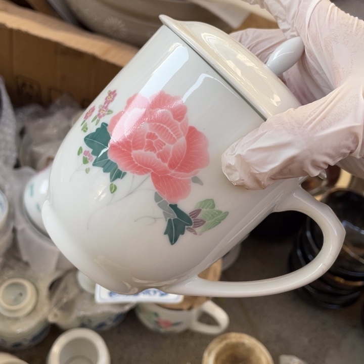 摆件盘子碗砂锅都有