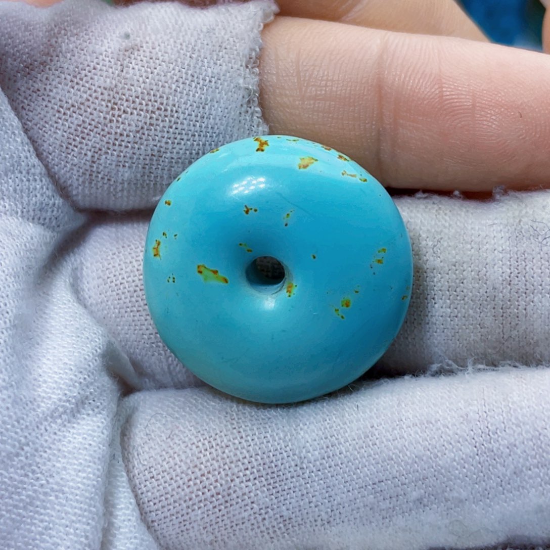 绿松石未镶嵌饰品