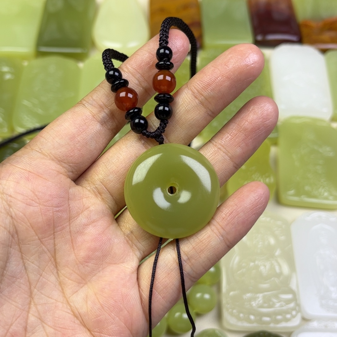 新疆昆仑山料口子