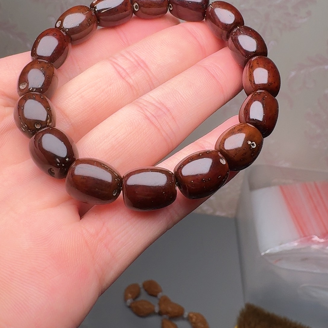 猴头核桃吊坠感觉好