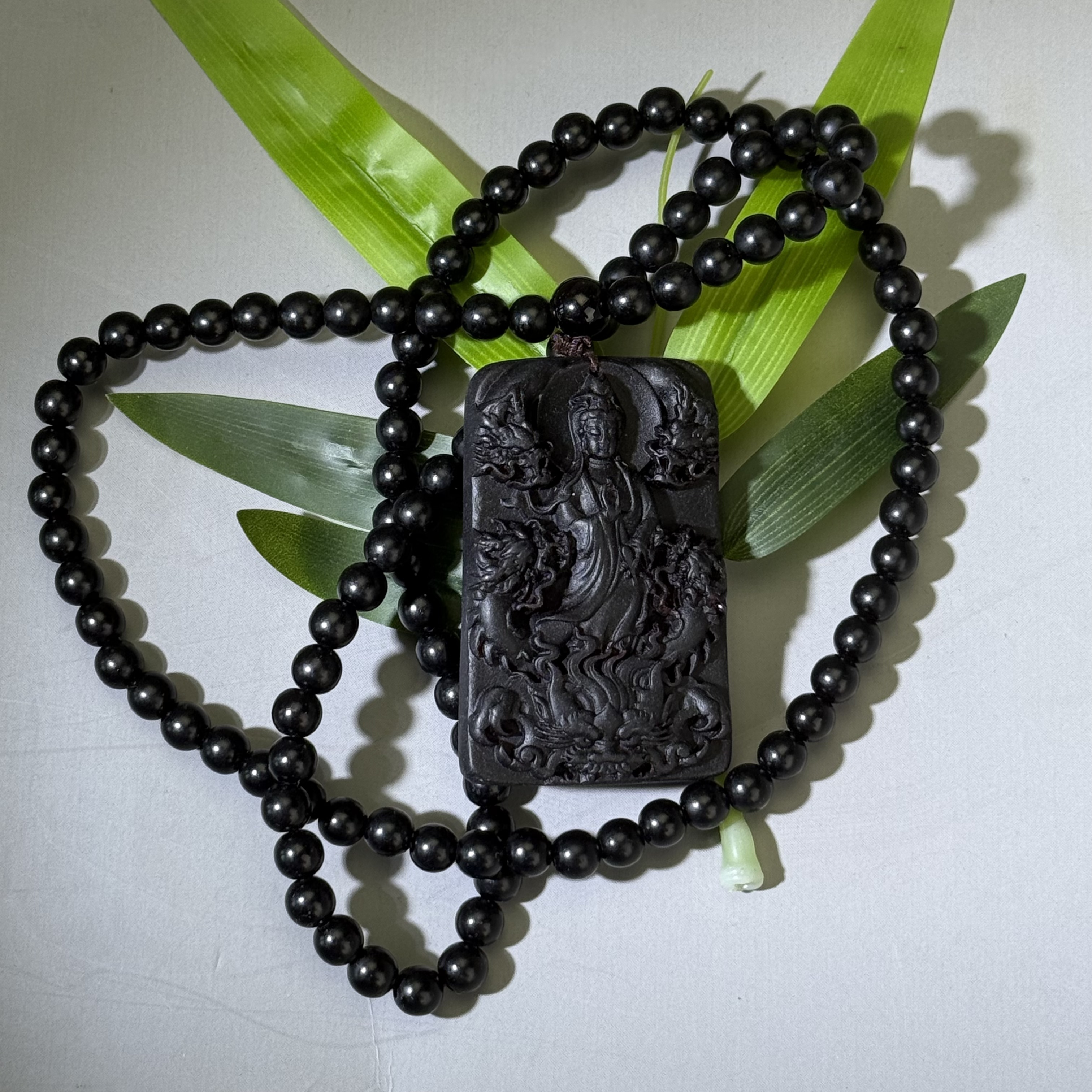 【尚御阁】黑色衣龙牌五龍观音挂坠yp