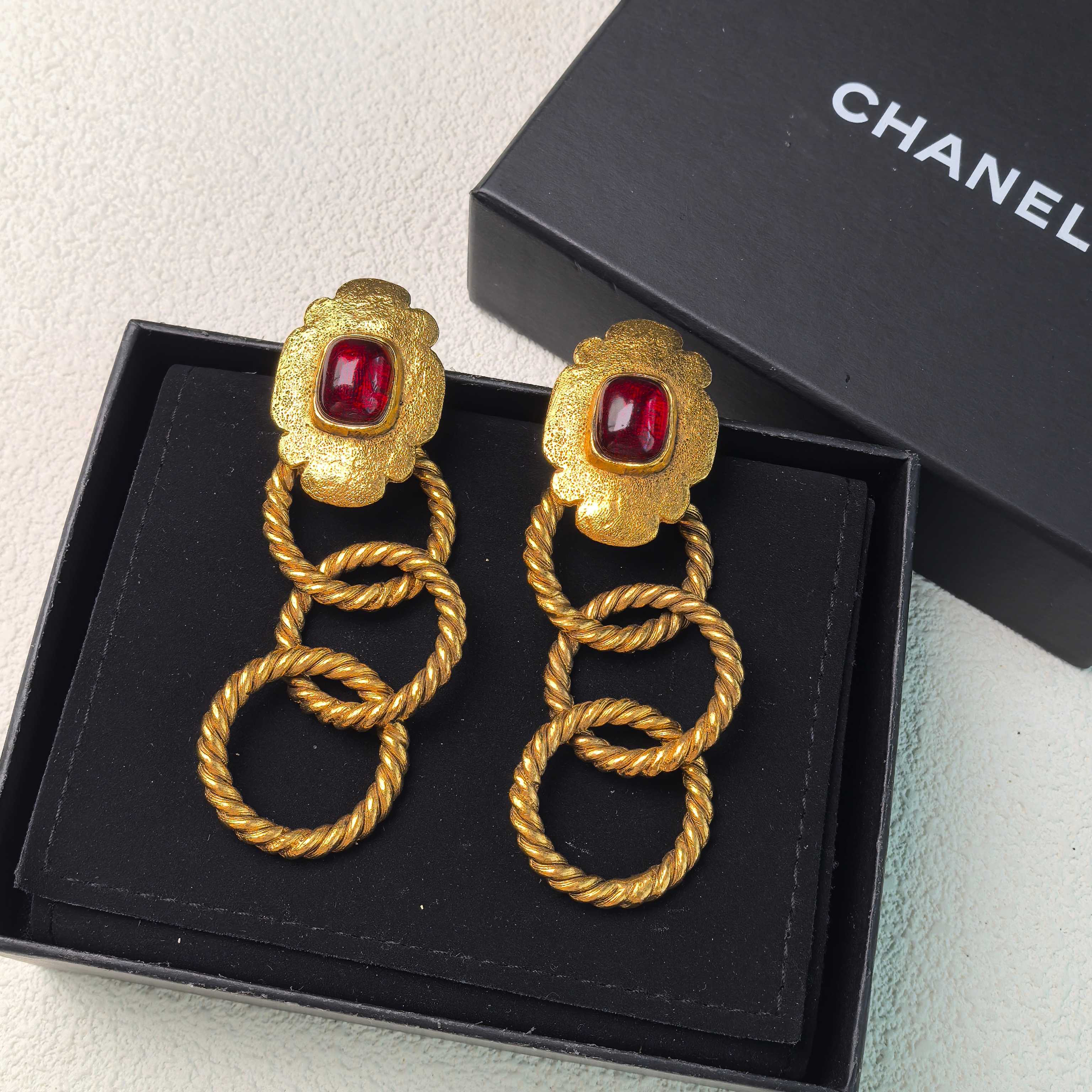 95新 Chanel/香奈儿 泡泡中古Chanel红琉璃圆圈吊坠耳夹